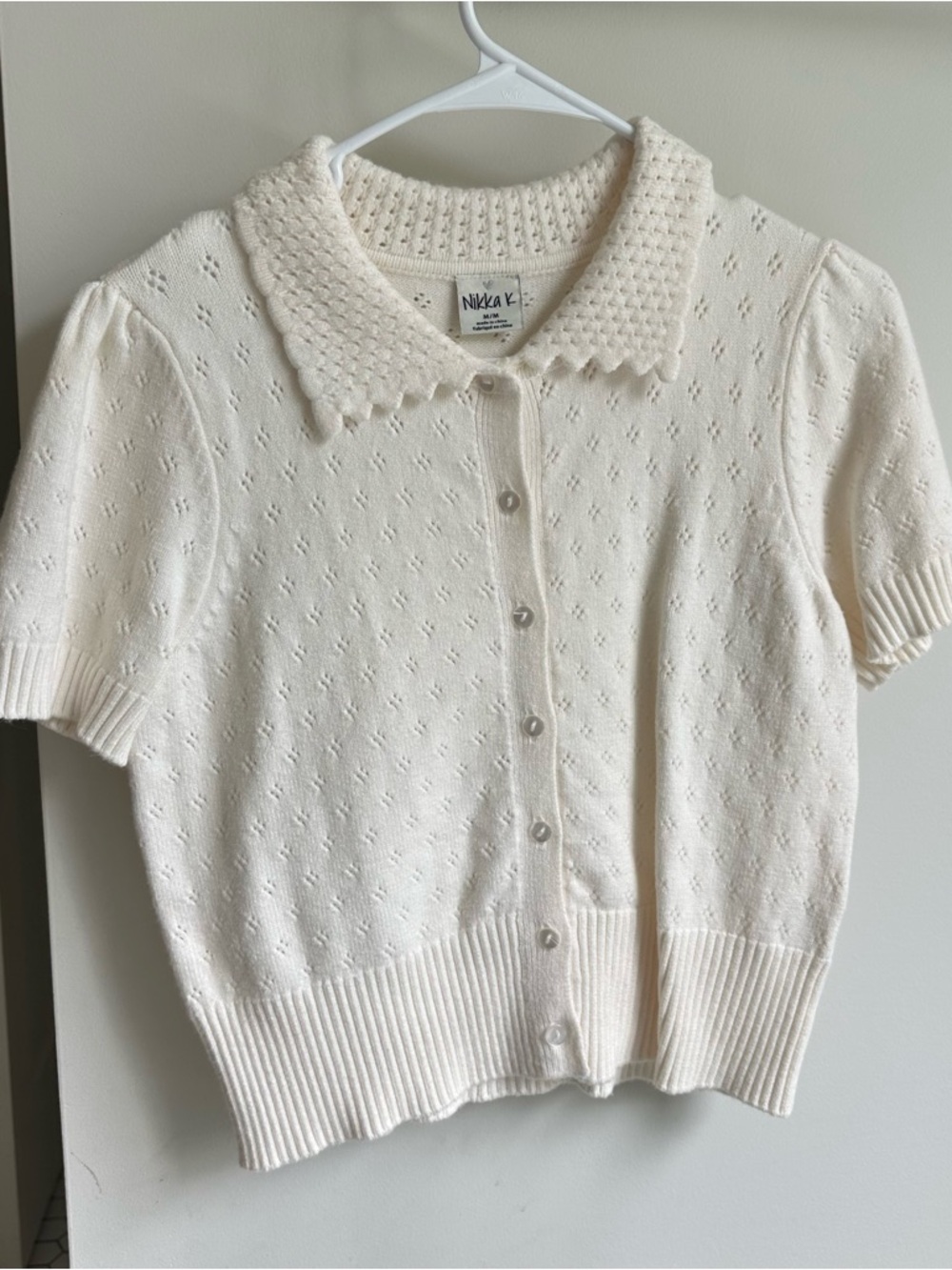 Short sleeve sweater